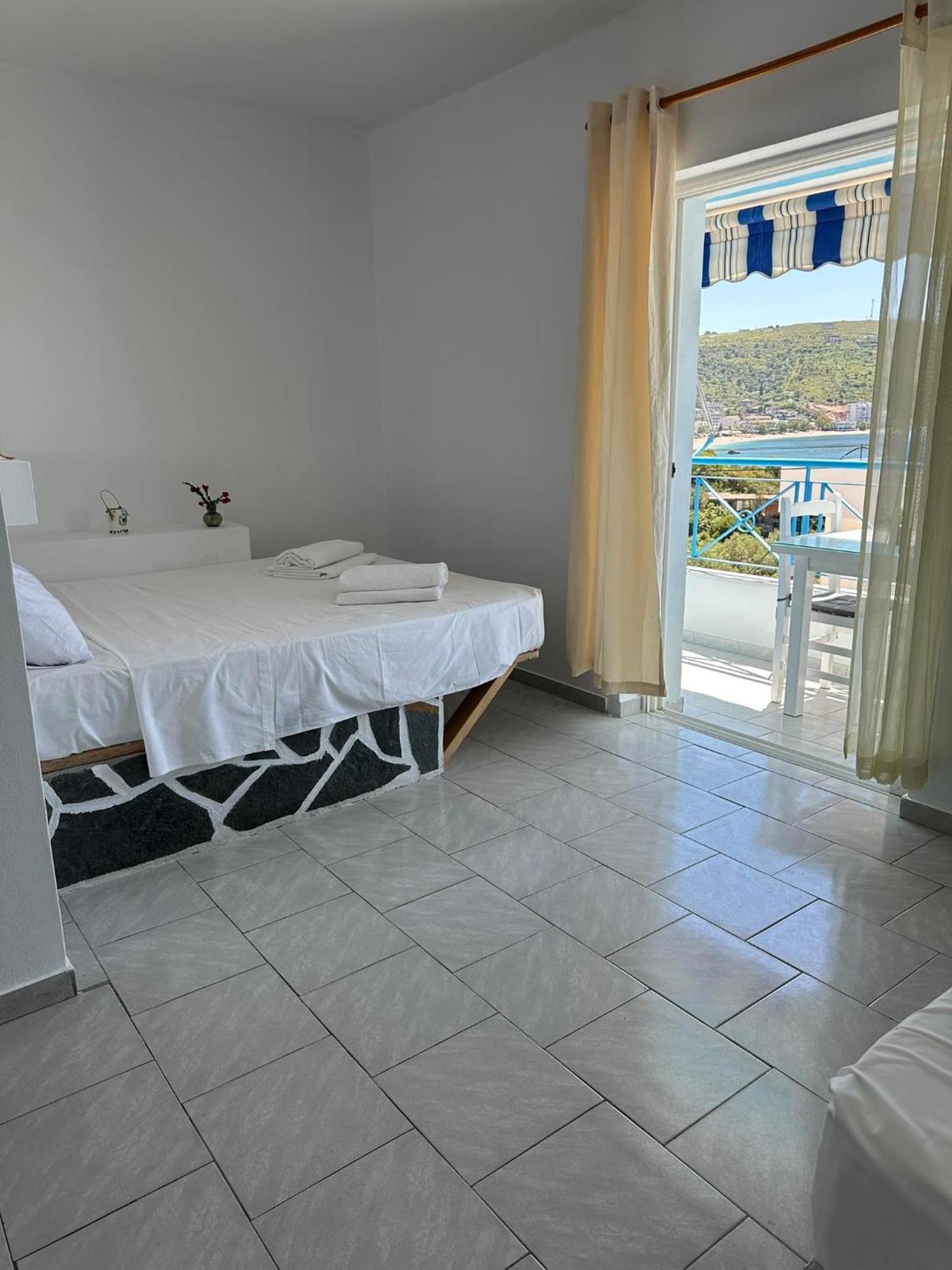 In Himaras Heart Hotel Buitenkant foto